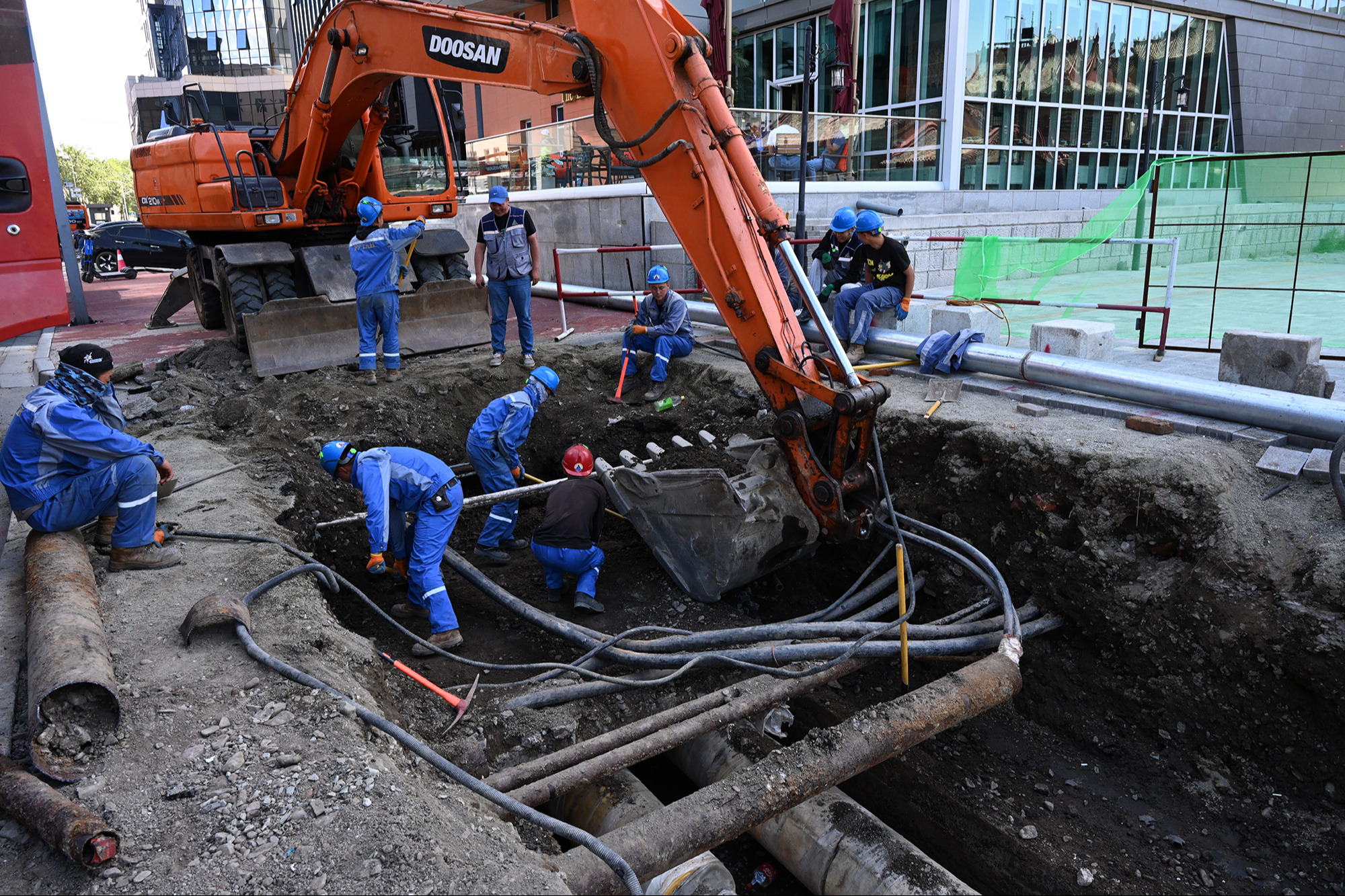 Улаанбаатар хотын төв магистраль 16 гол шугамыг тавдугаар сараас наймдугаар сарын хооронд засварлана